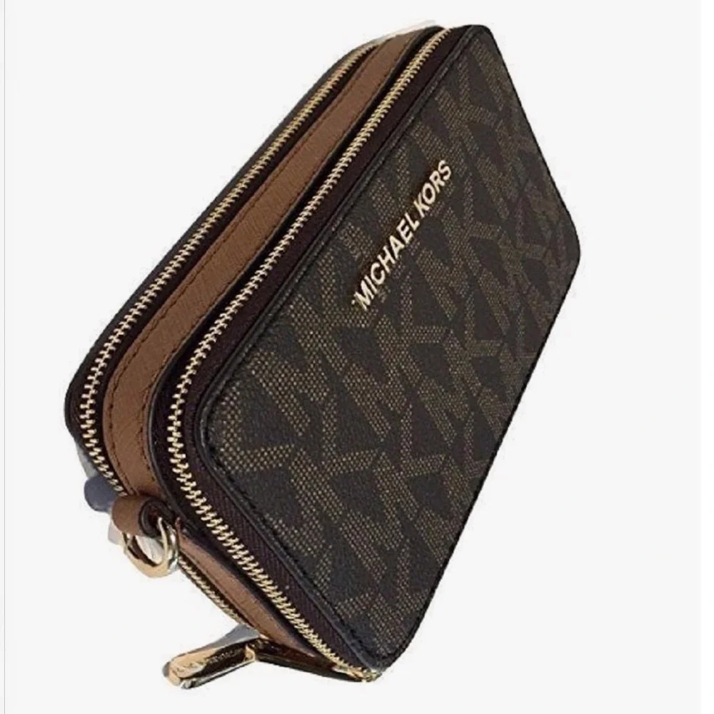 Michael Kors Jet Set Small Double Zip Camera Bag